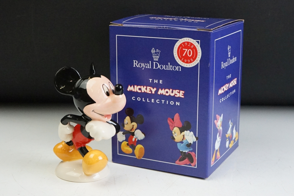 Disney ceramics to include Royal Doulton Mickey Mouse 70th anniversary figurine, disney classics 101 - Image 8 of 21