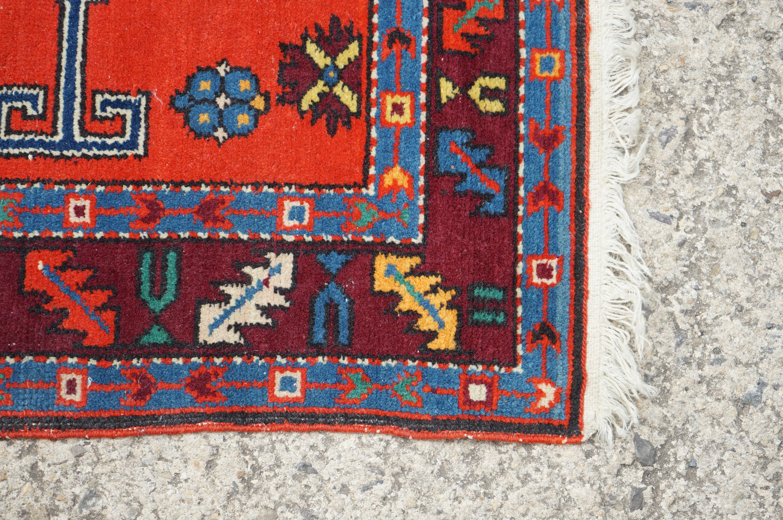 Two small Eastern Wool Rugs 115cm x 70cm and 118cm x 87cm - Image 13 of 15