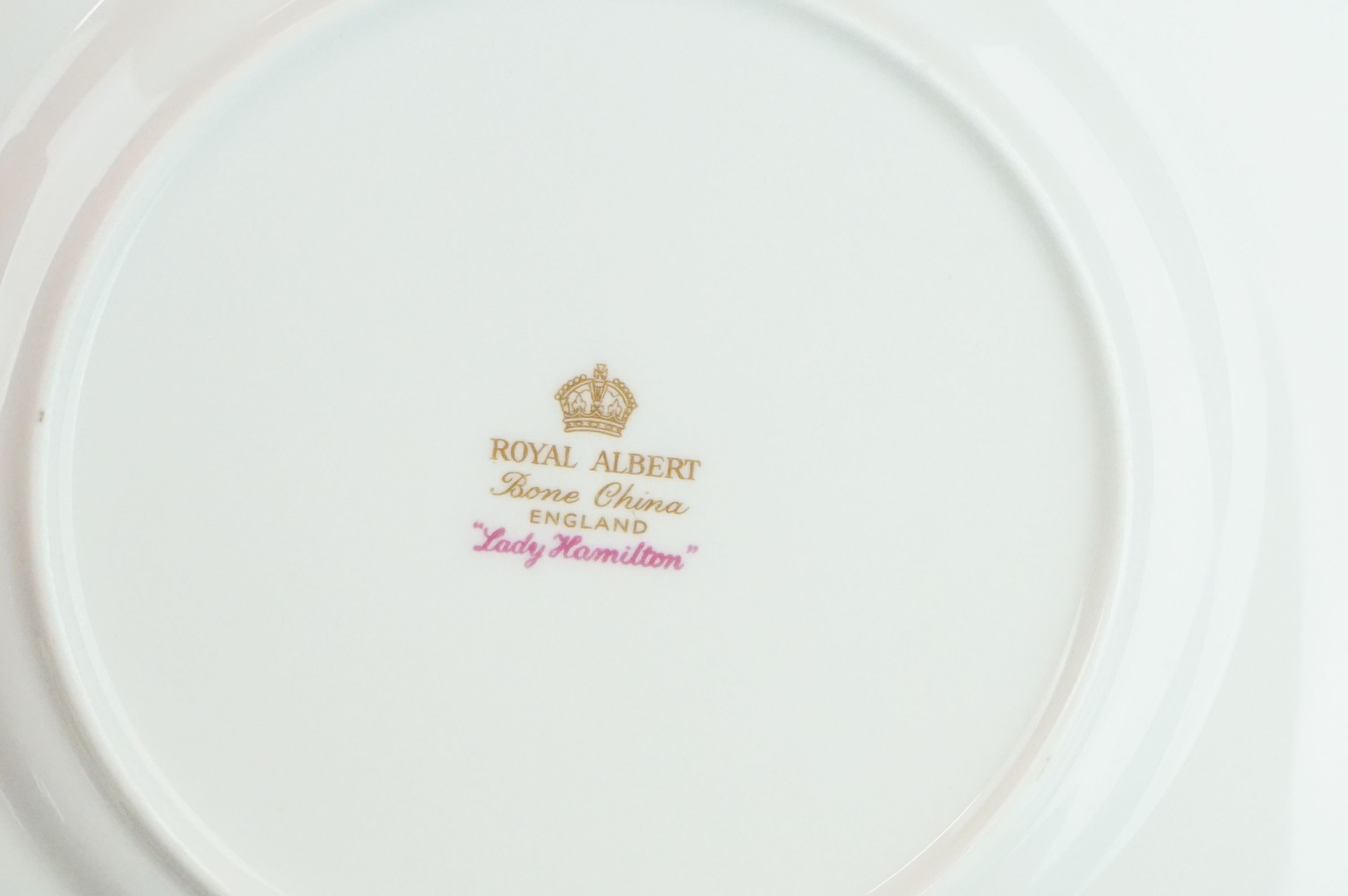 Royal Albert Lady Hamilton tea service consisting of 12 tea cups, 11 saucers, two creamer jugs, salt - Image 9 of 11