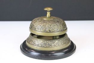 A vintage brass hotel receptionist bell (approx 14.5cm diameter)