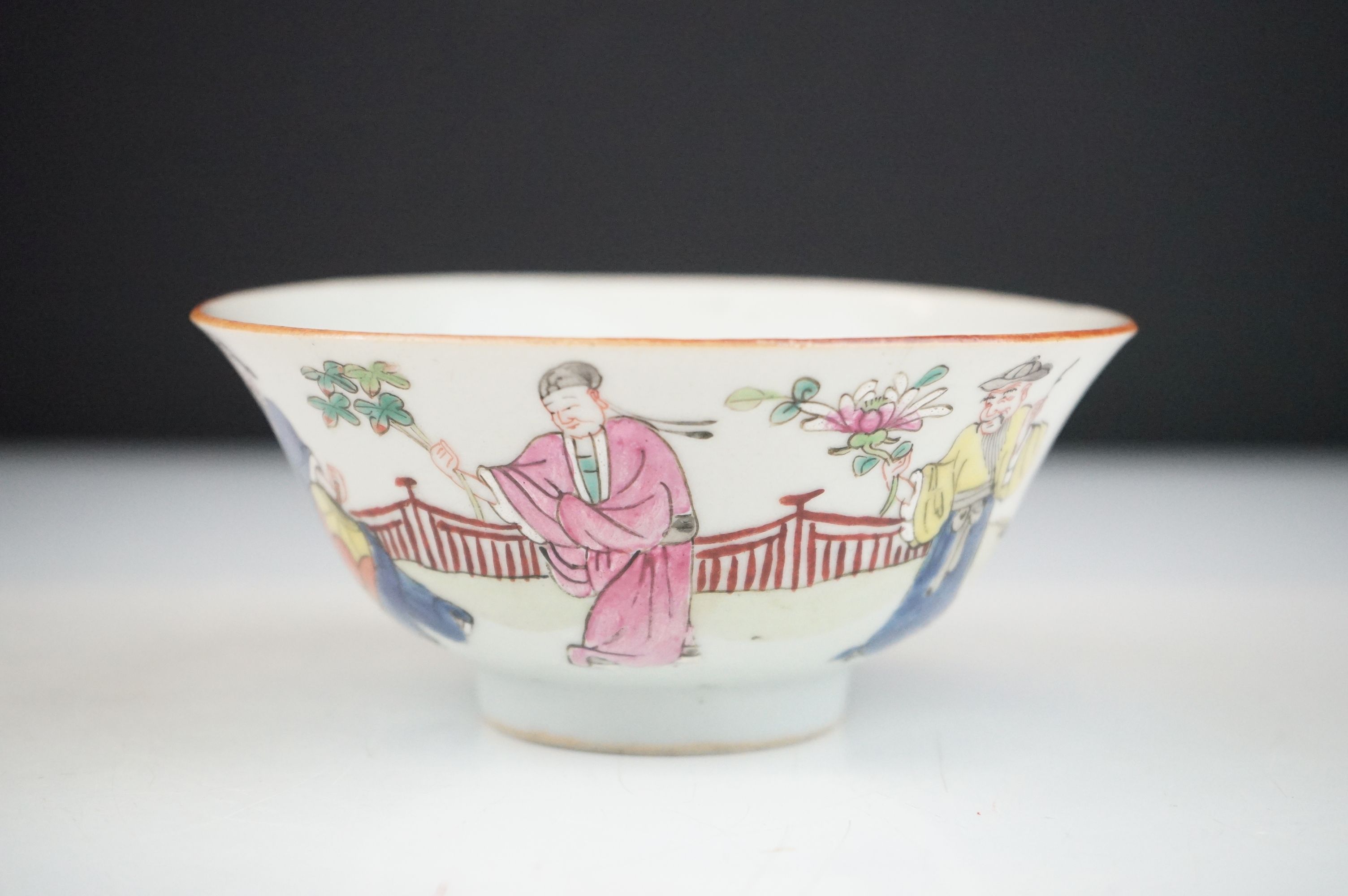 Four pieces of Chinese antique porcelain to include a famille rose tea pot depicting garden - Image 10 of 27