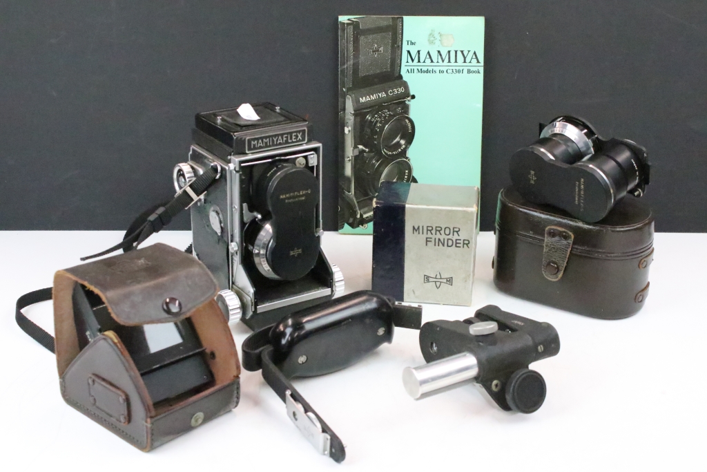 Mamiya Flex C Professional Medium Format Camera with accessories