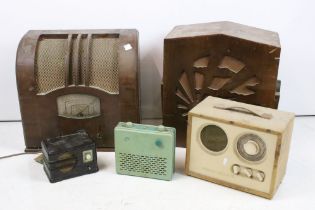 Art Deco wooden radio by Pye Radio Ltd of Cambridge, of sunburst design (approx 47.5cm high),