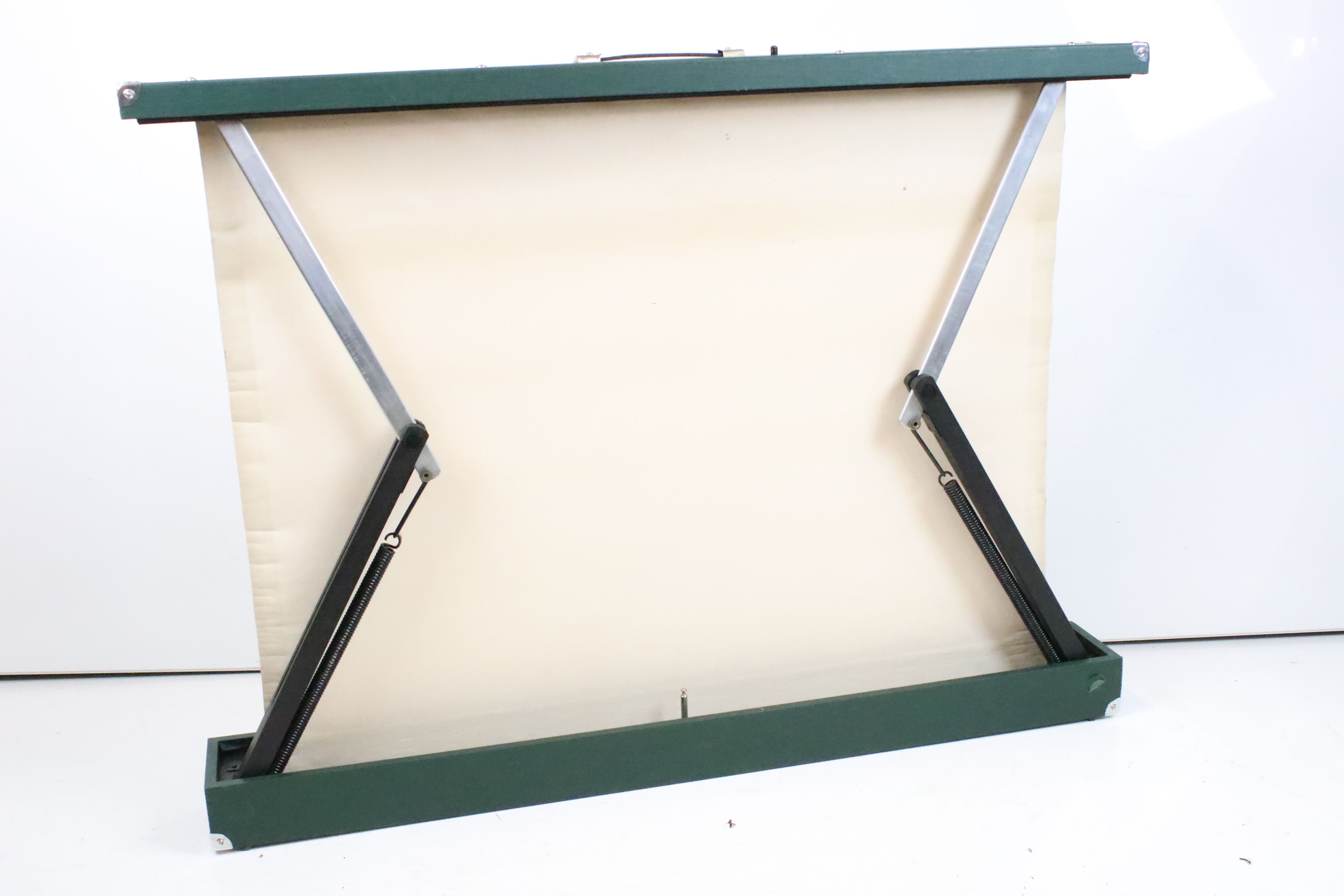 Celfix collapsible projector / cine screen, approx 111.5cm wide (overall size), boxed (tatty box) - Image 2 of 12