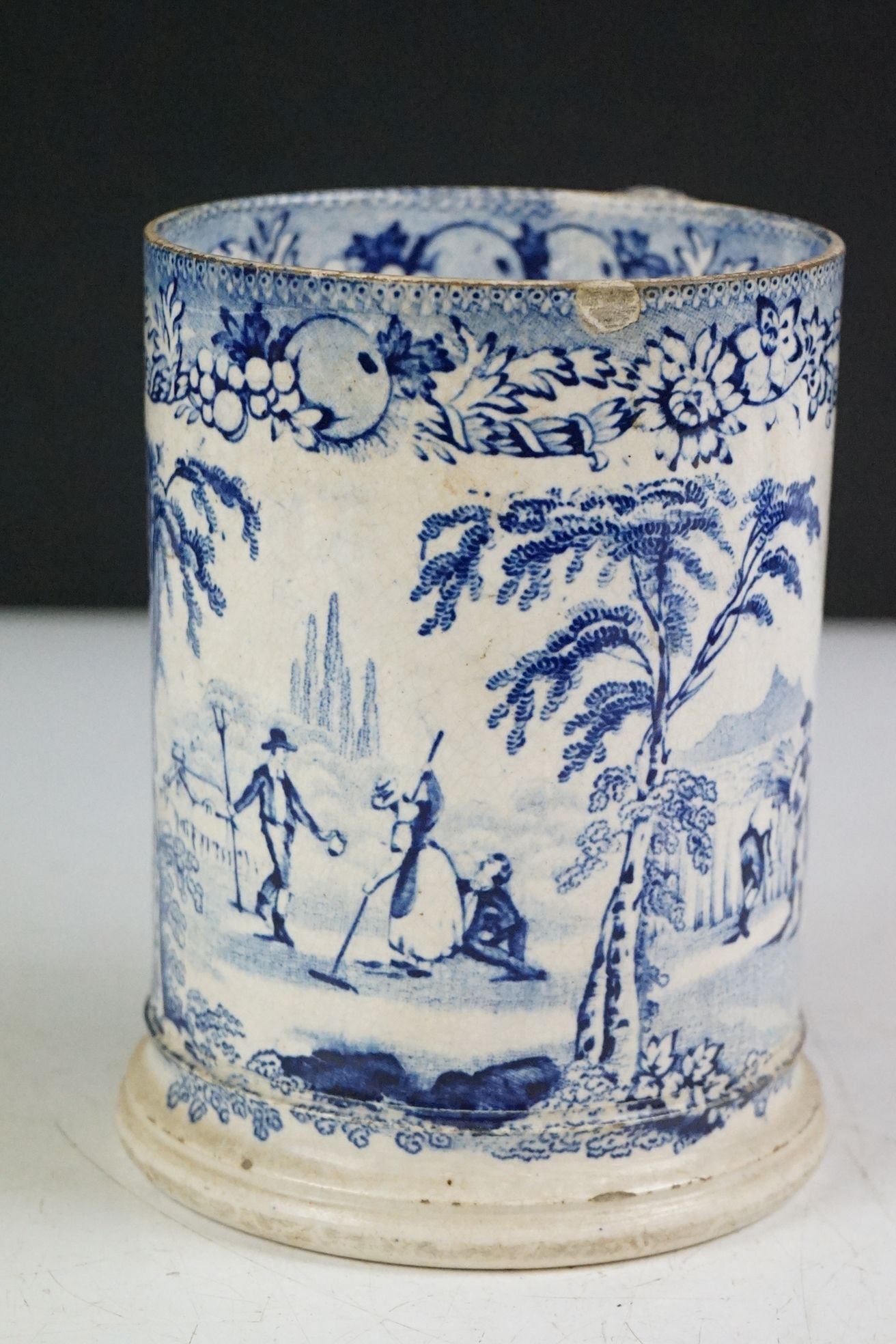 Four 19th century blue & white printed ceramic tankards, featuring early 19th century and Willow - Image 3 of 27