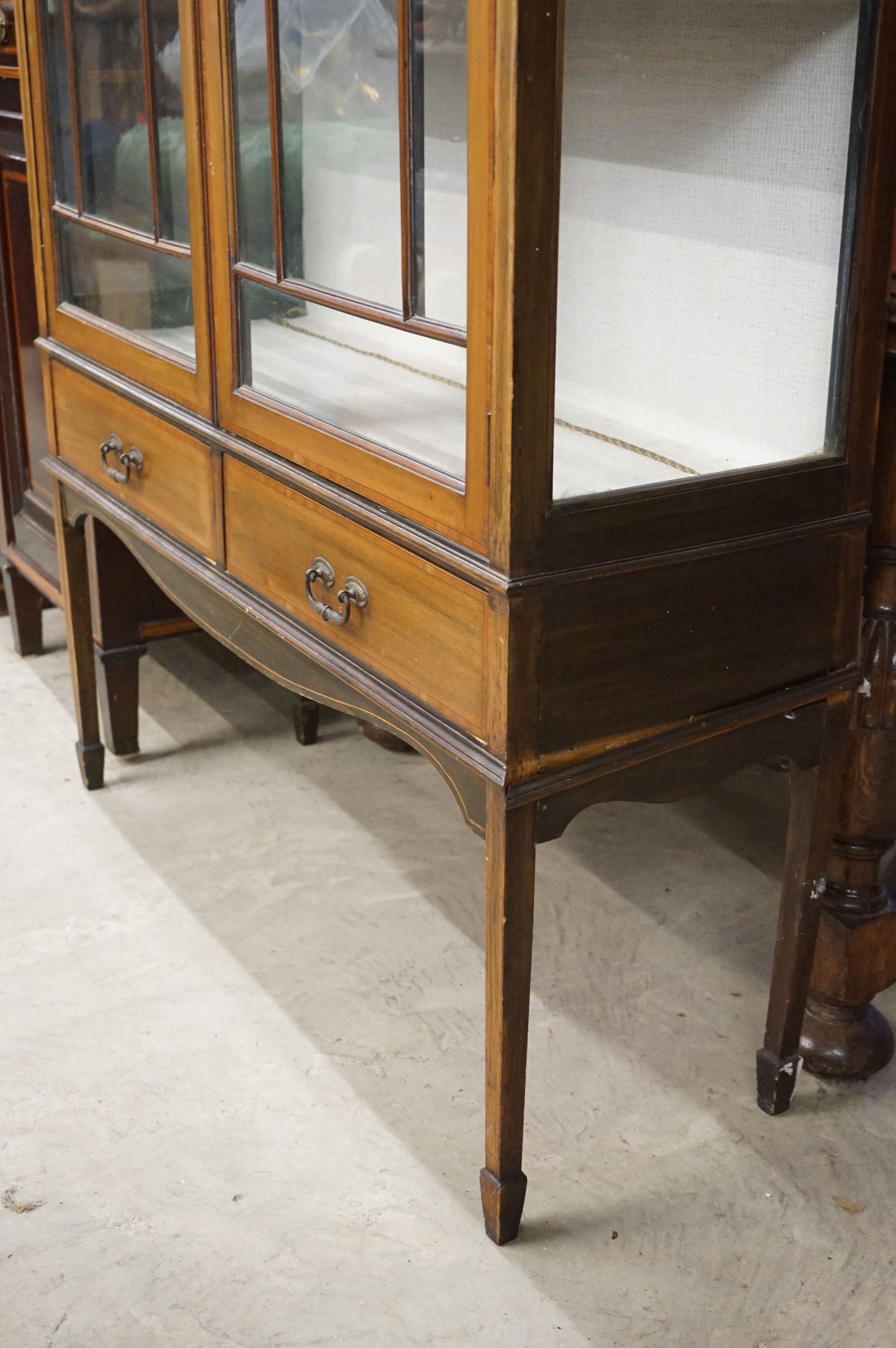 Edwardian Mahogany Inlaid Display Cabinet, the two glazed doors opening to two shelves, with two - Image 3 of 10