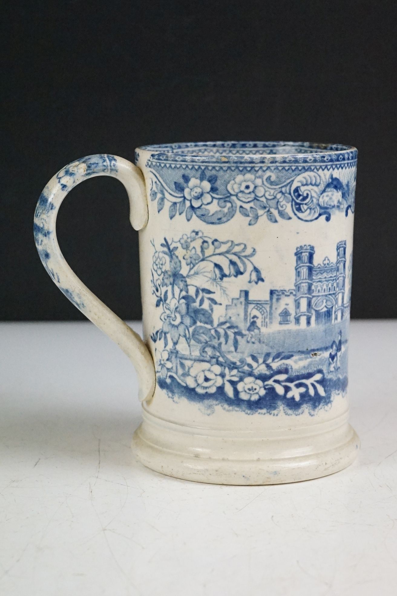 Four 19th century blue & white printed ceramic tankards, featuring early 19th century and Willow - Image 18 of 27