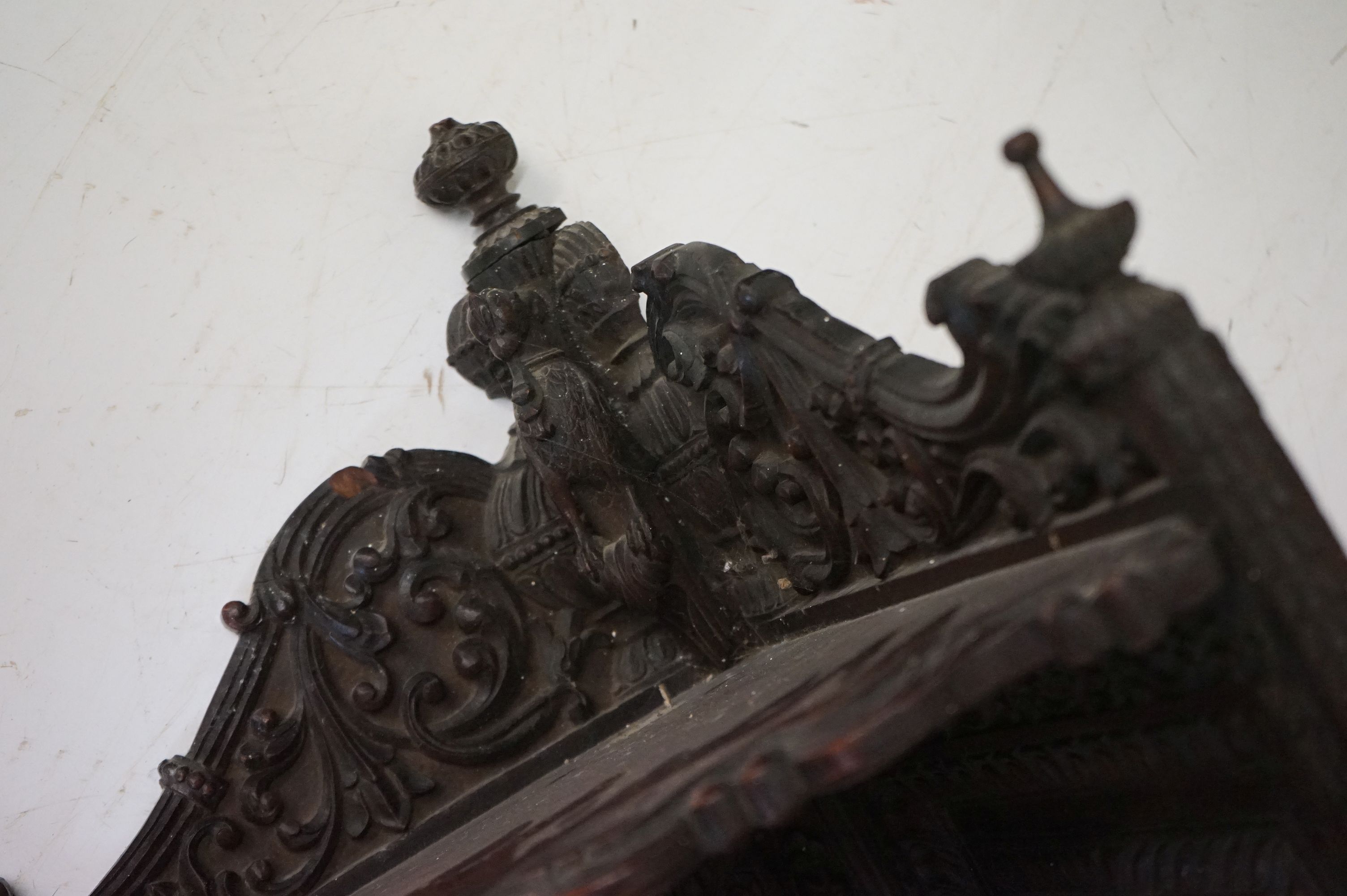 19th century Anglo Indian Hardwood Hanging Corner Shelf, profusely carved including lions, deer, a - Image 8 of 9