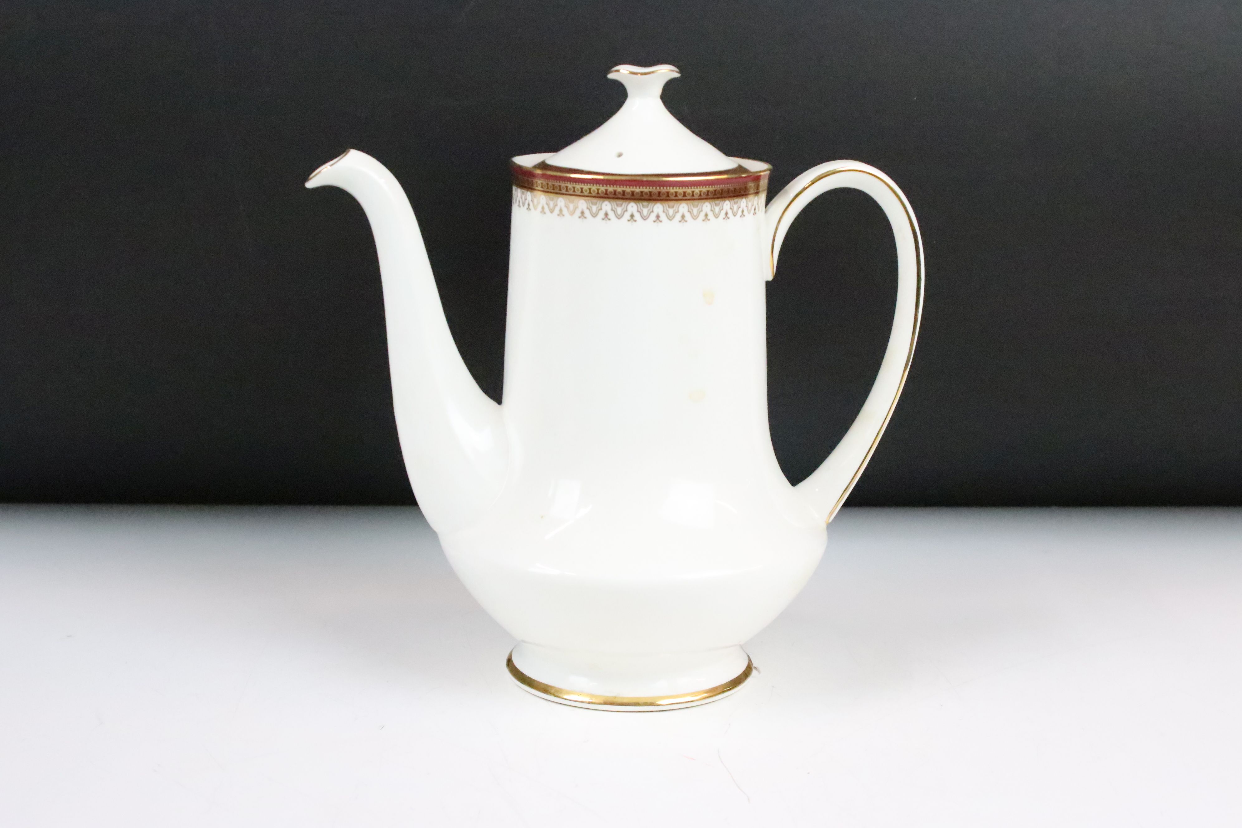 Paragon 'Athena' tea, coffee & dinner service to include 2 coffee pots & covers, teapot & cover, 2 - Image 8 of 21
