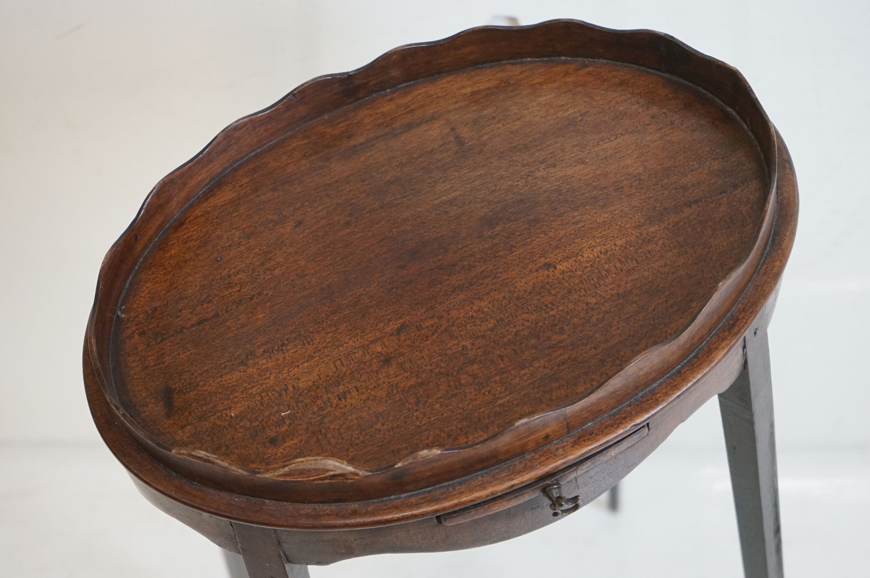 George III Mahogany Night Table, the galleried oval top with candle slide, raised on square tapering - Image 2 of 7