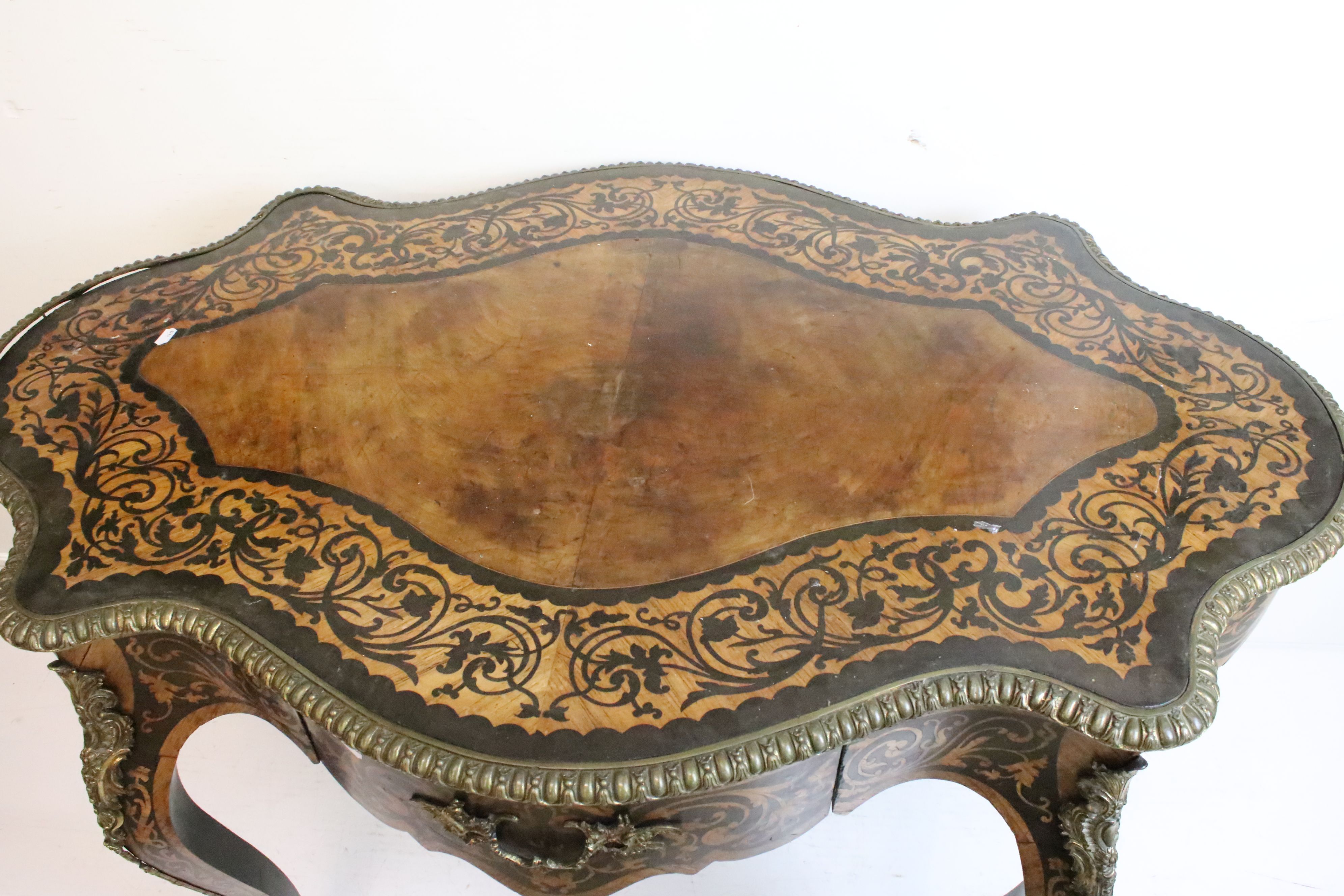French Louis XVI style Walnut and Kingwood Marquetry Inlaid Centre Table, the shaped oval top with - Image 2 of 9