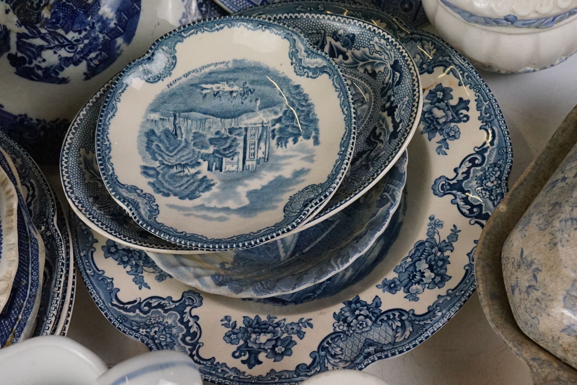 Collection of 19th Century and later blue and white ceramics to include Mason's, Johnson Brothers, - Image 11 of 14