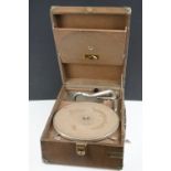 A early to mid 20th century His Master Voice portable wind up gramophone / Record player.