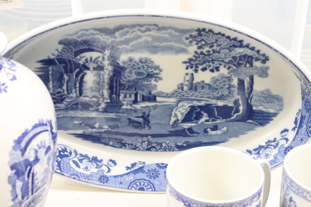 Large Spode Italian blue and white dinner service to include six round dishes, six tea cups and - Image 3 of 12