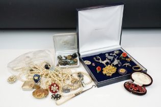 A collection of mixed vintage costume jewellery to include silver examples together with a small