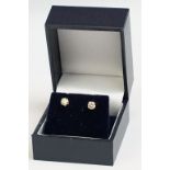 Pair of 18ct Yellow Gold Diamond Stud Earrings of 60 points