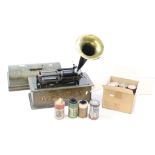 Late 19th / early 20th century 'Edison Home Phonograph', serial no. H92060, oak cased, with lid &