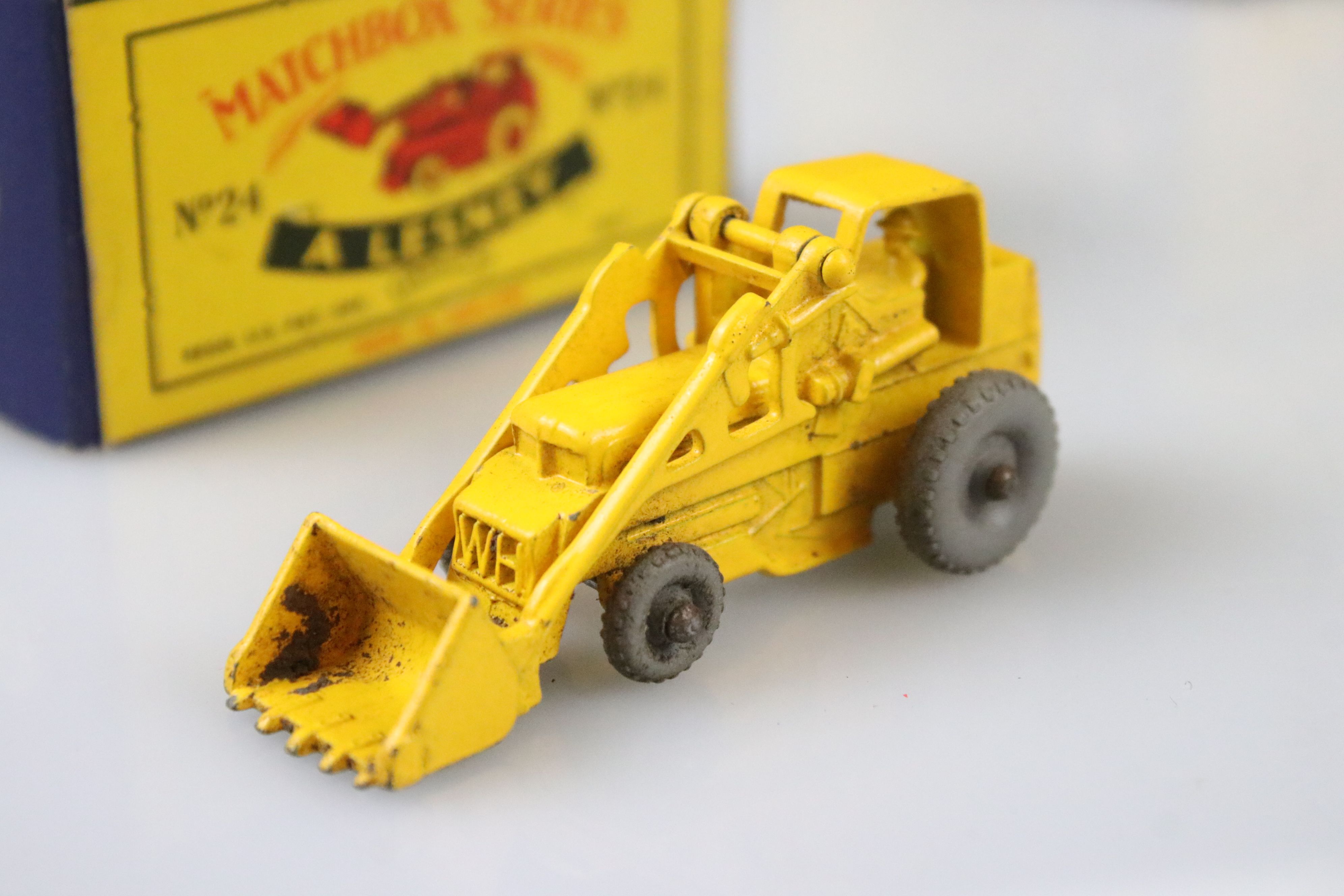 10 Boxed Matchbox Lesney 75 Series diecast models to include 1 Diesel Road Roller, 49 Army Half - Image 7 of 26