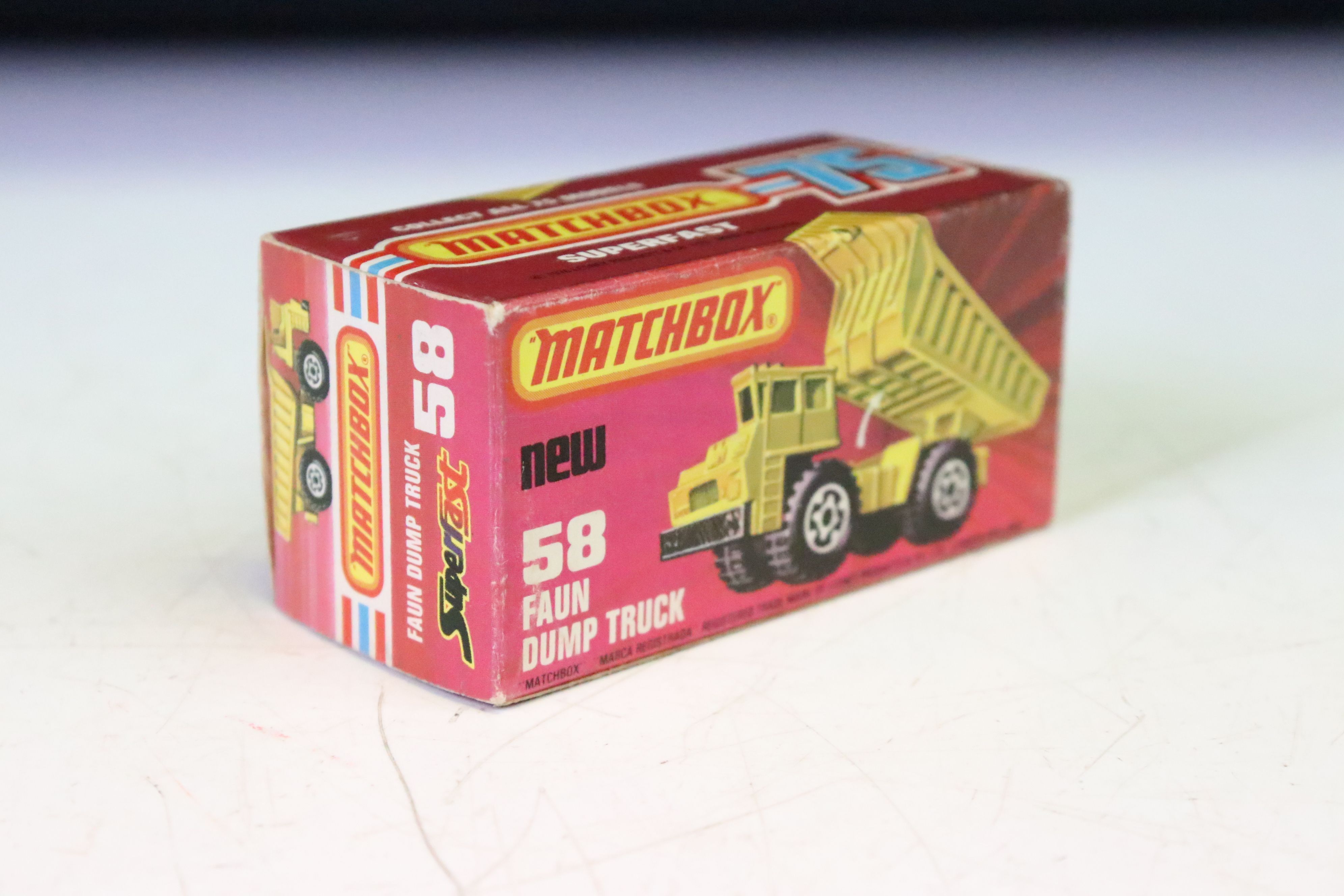 Ten boxed Matchbox 75 Series diecast models to include 68 Chevrolet Van, 63 Freeway Gas Tanker, 58 - Image 4 of 40