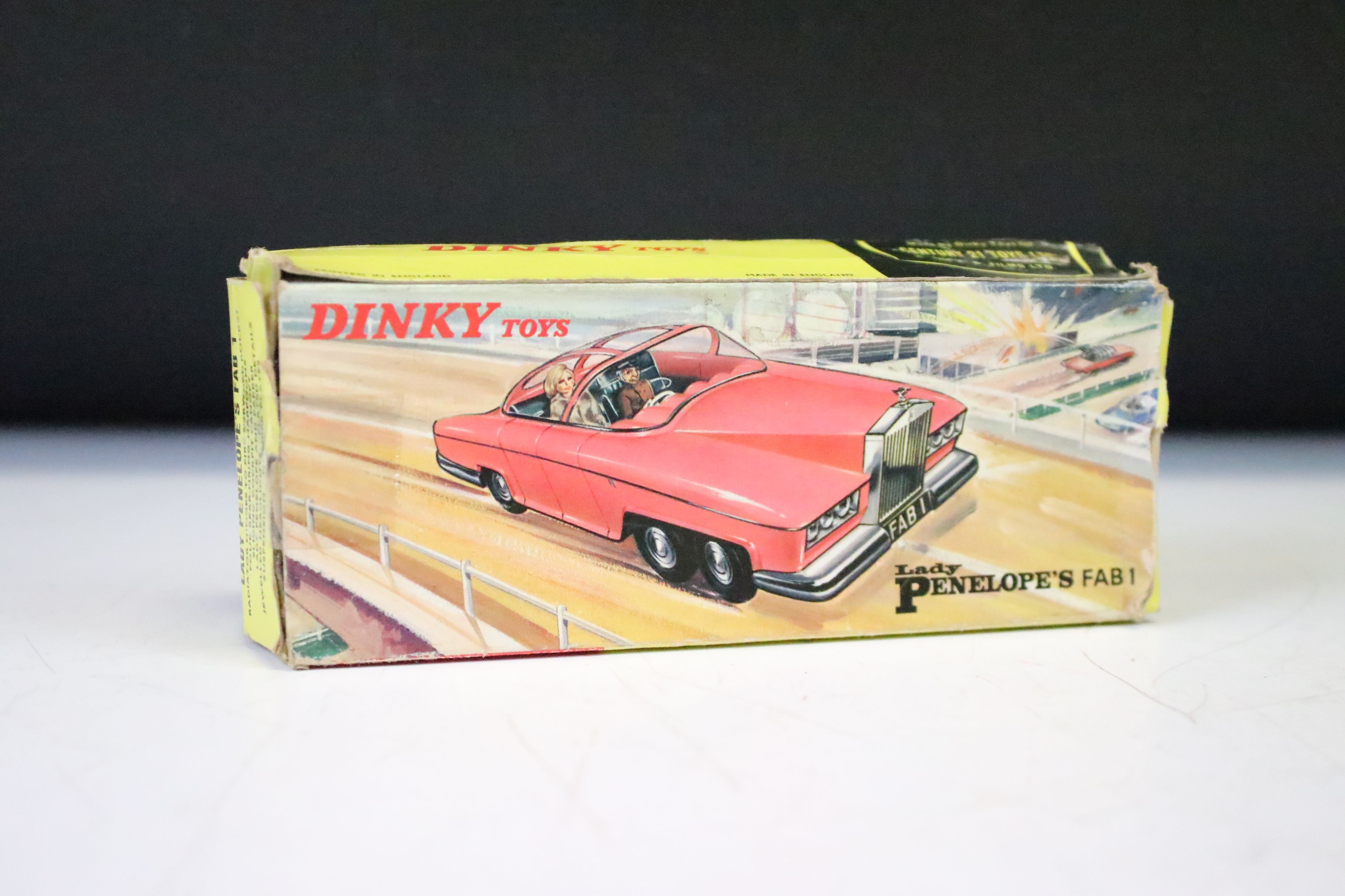Boxed Dinky 100 Thunderbirds Lady Penelope Fab 1 diecast model, with both figure loose from seat - Image 5 of 5