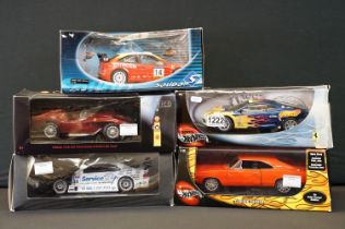 Five boxed 1/18 scale diecast models to include 2 x Hot Wheels (ltd edn 69 Dodge Charger & 29619