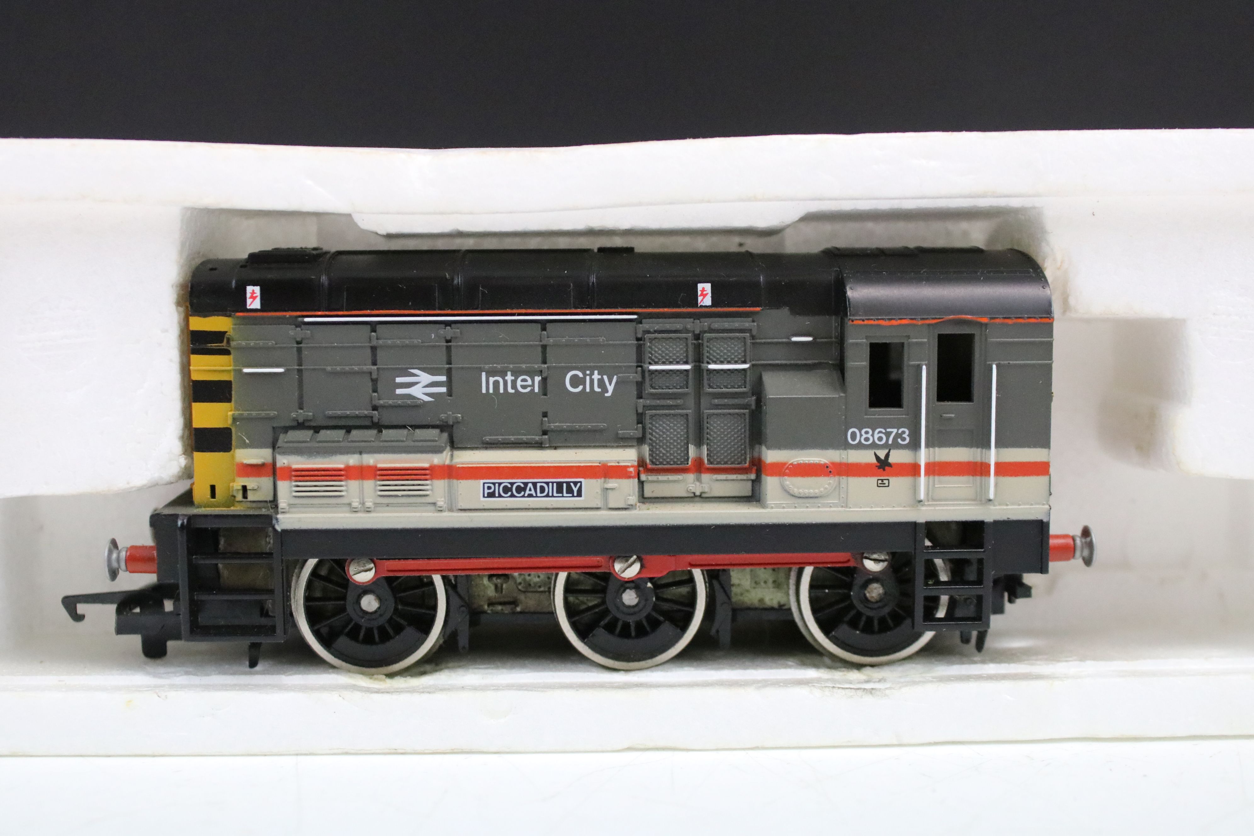 Six boxed Hornby OO gauge locomotives to include 2 z R068 BR Class 25 Diesel Blue, R069 HST Power/ - Image 7 of 10