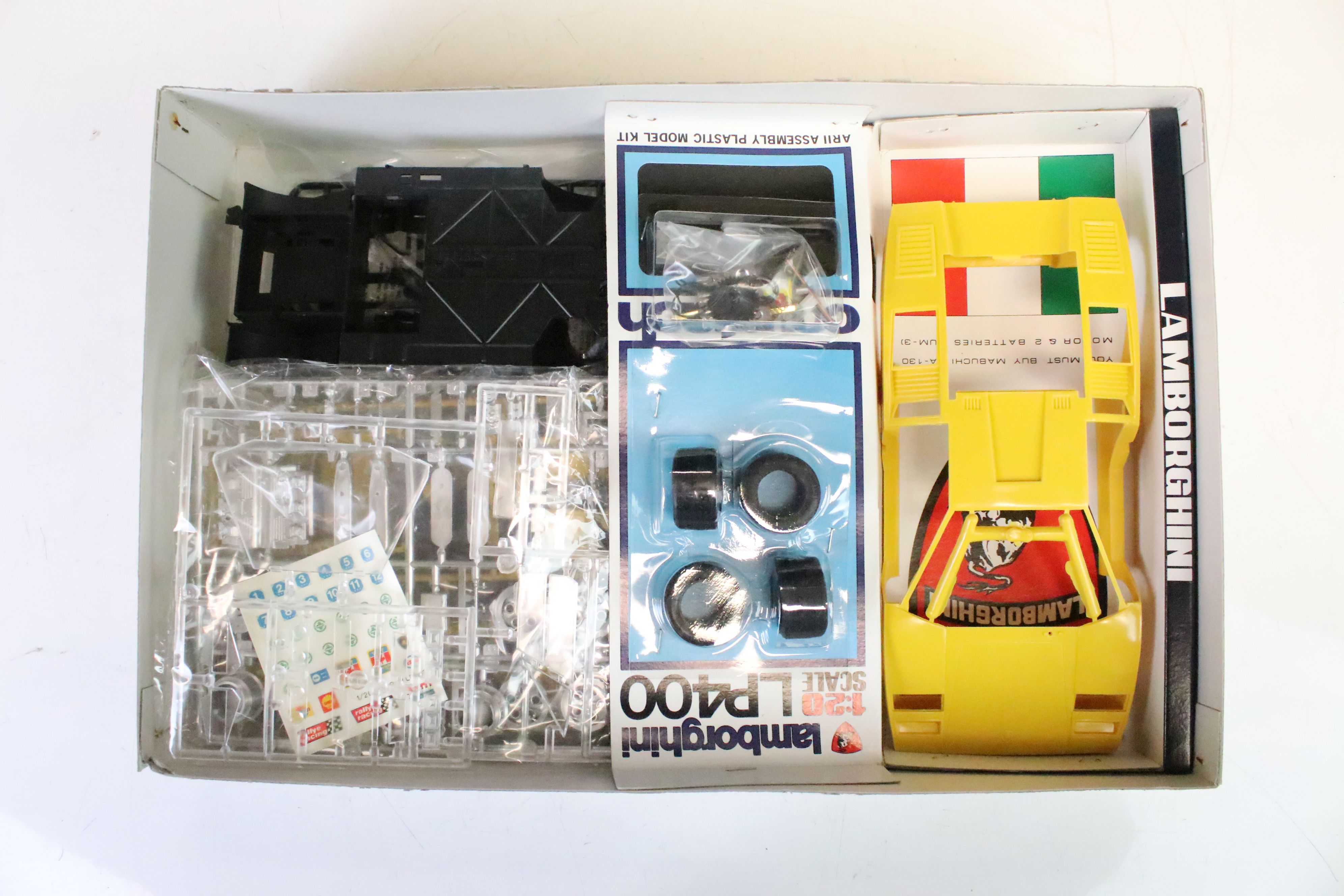 Four boxed ARII 1/20 plastic model car kits to include AR63A Countach Lamborghini LP500S, AR63B - Image 7 of 9