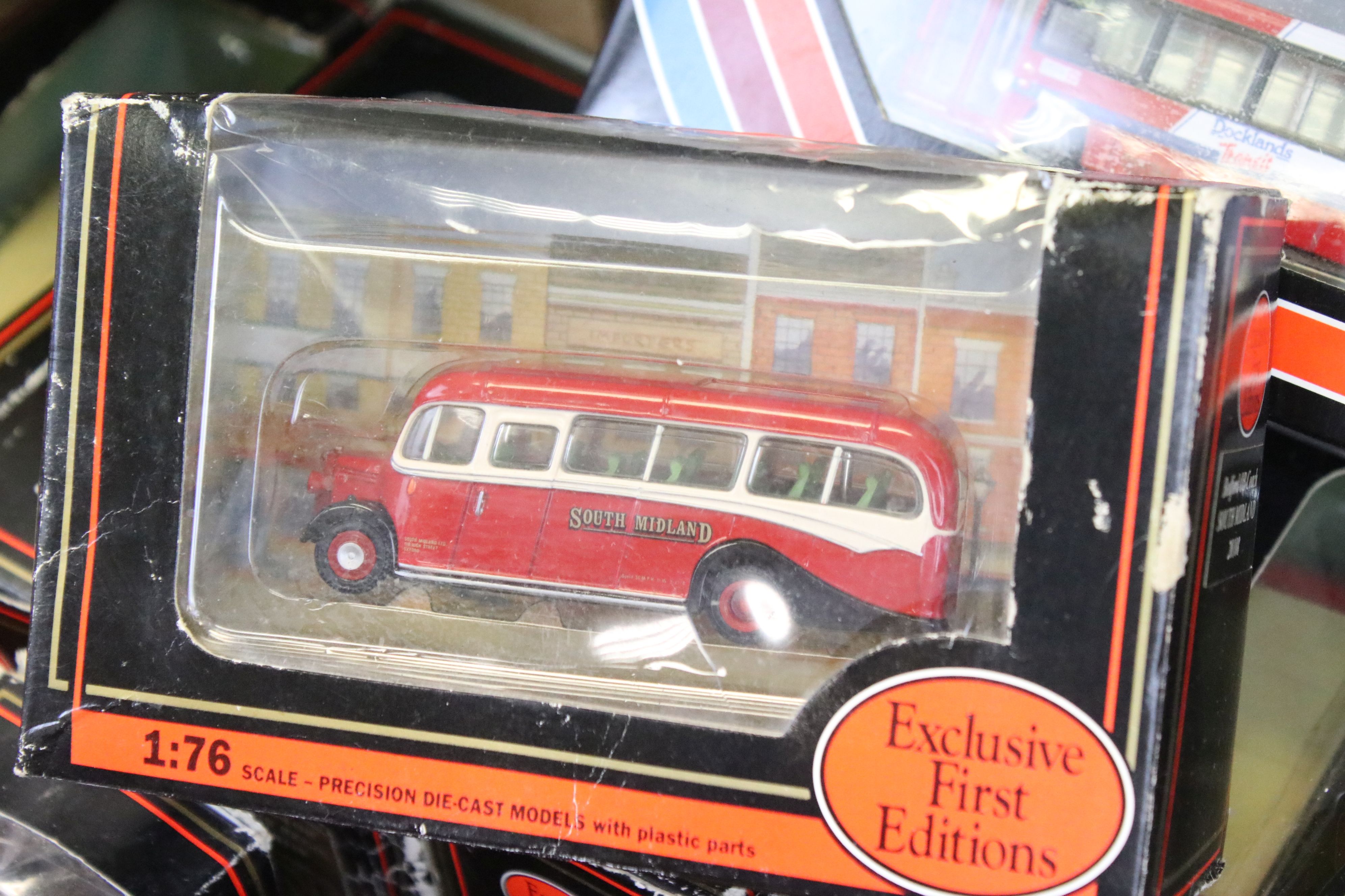 26 Boxed EFE Exclusive First Editions diecast model buses, 1:76 scale, featuring, 5 x De Luxe Series - Image 7 of 7