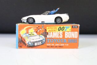 Boxed Corgi James Bond 007 336 Toyota 2000GT diecast model with both figures, diecast showing some