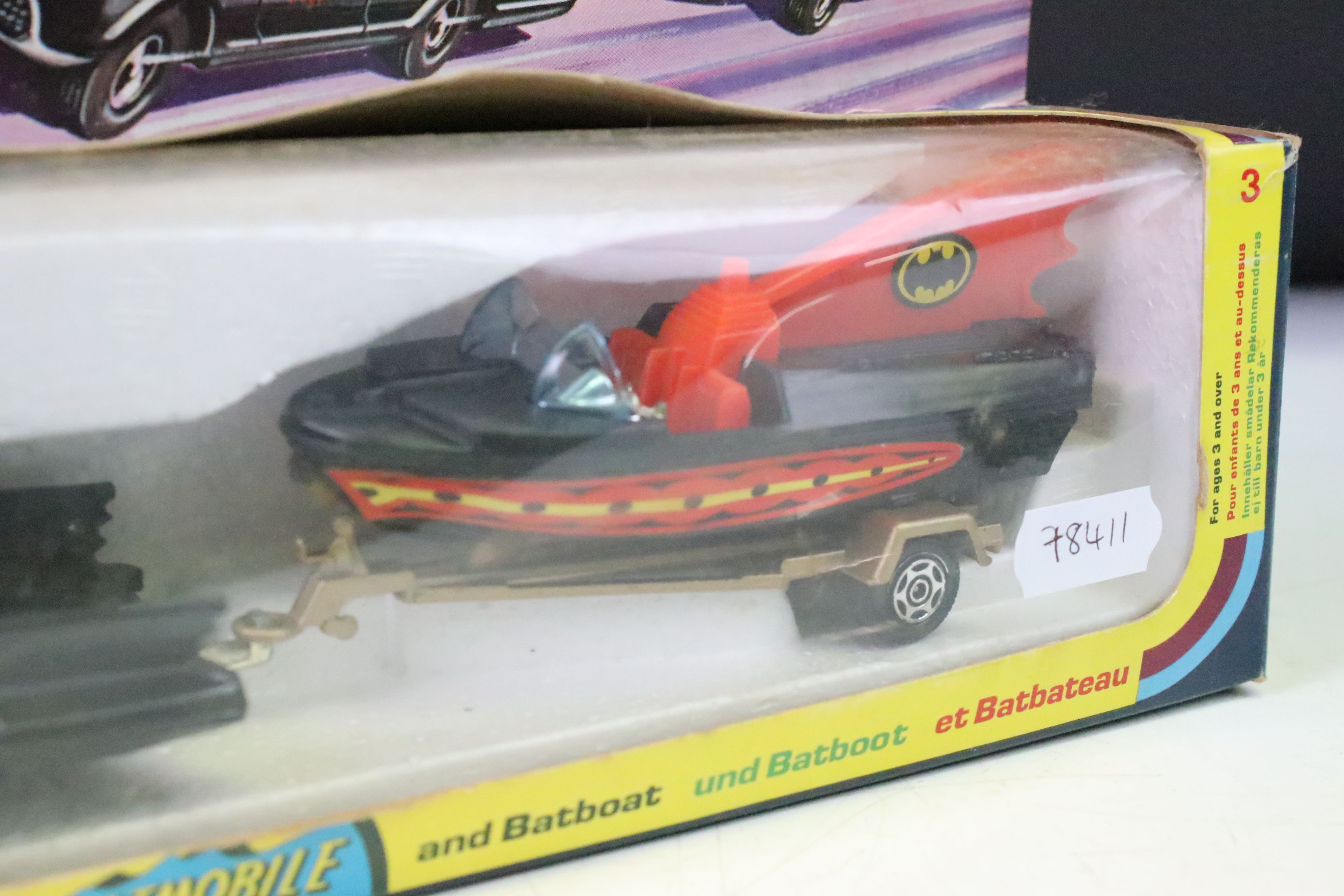 Boxed Corgi 3 Batmobile and Batboat diecast model set, complete with Batman & Robin figures, diecast - Image 4 of 5