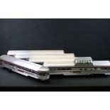 Five Aristo Craft G scale streamline Pennsylvania passenger coaches 'Benjamin Franklin,