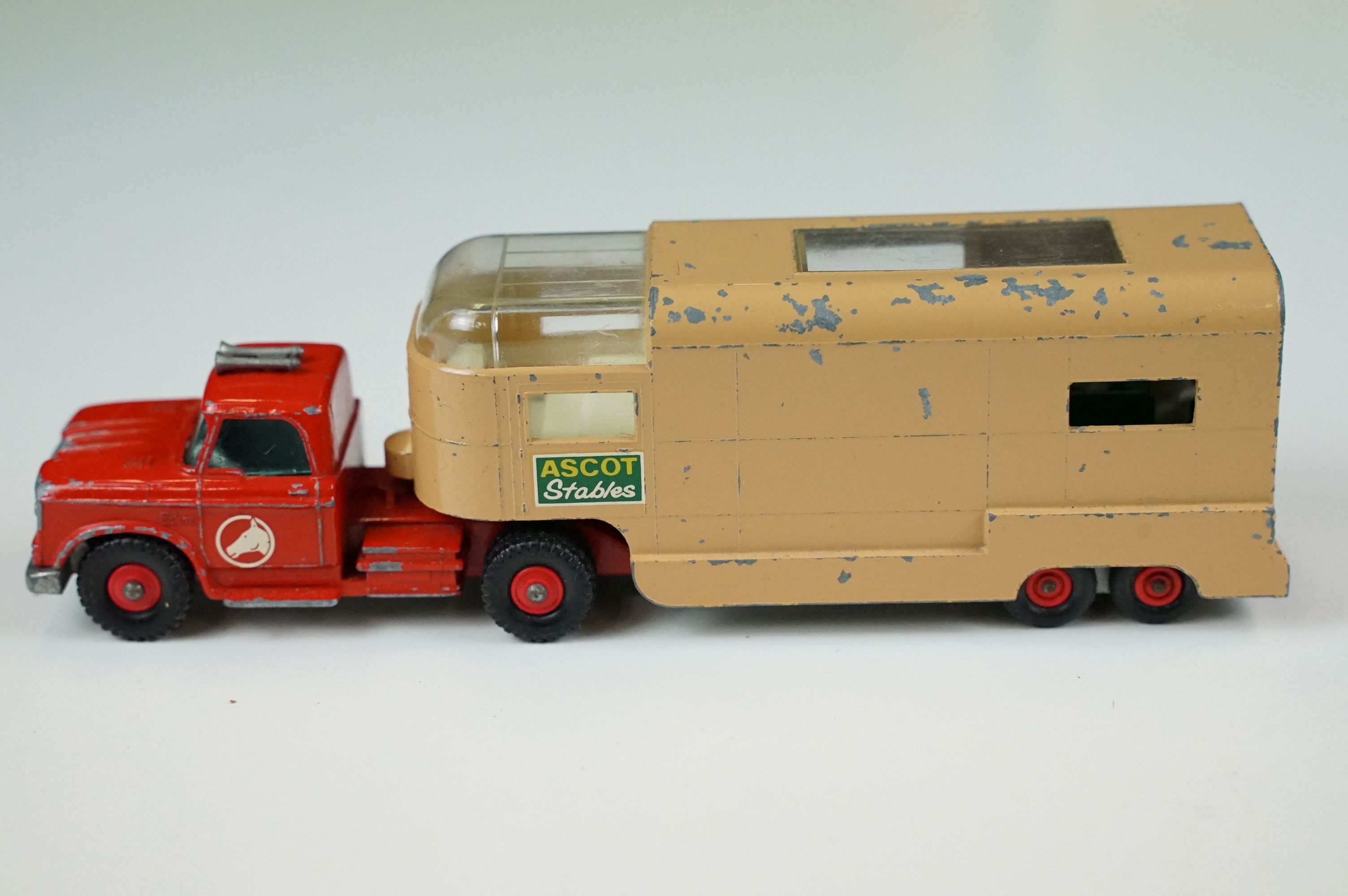 10 Mid 20th C play worn diecast models to include a boxed Dinky 581 Horse Box, Corgi Marlin - Image 4 of 16