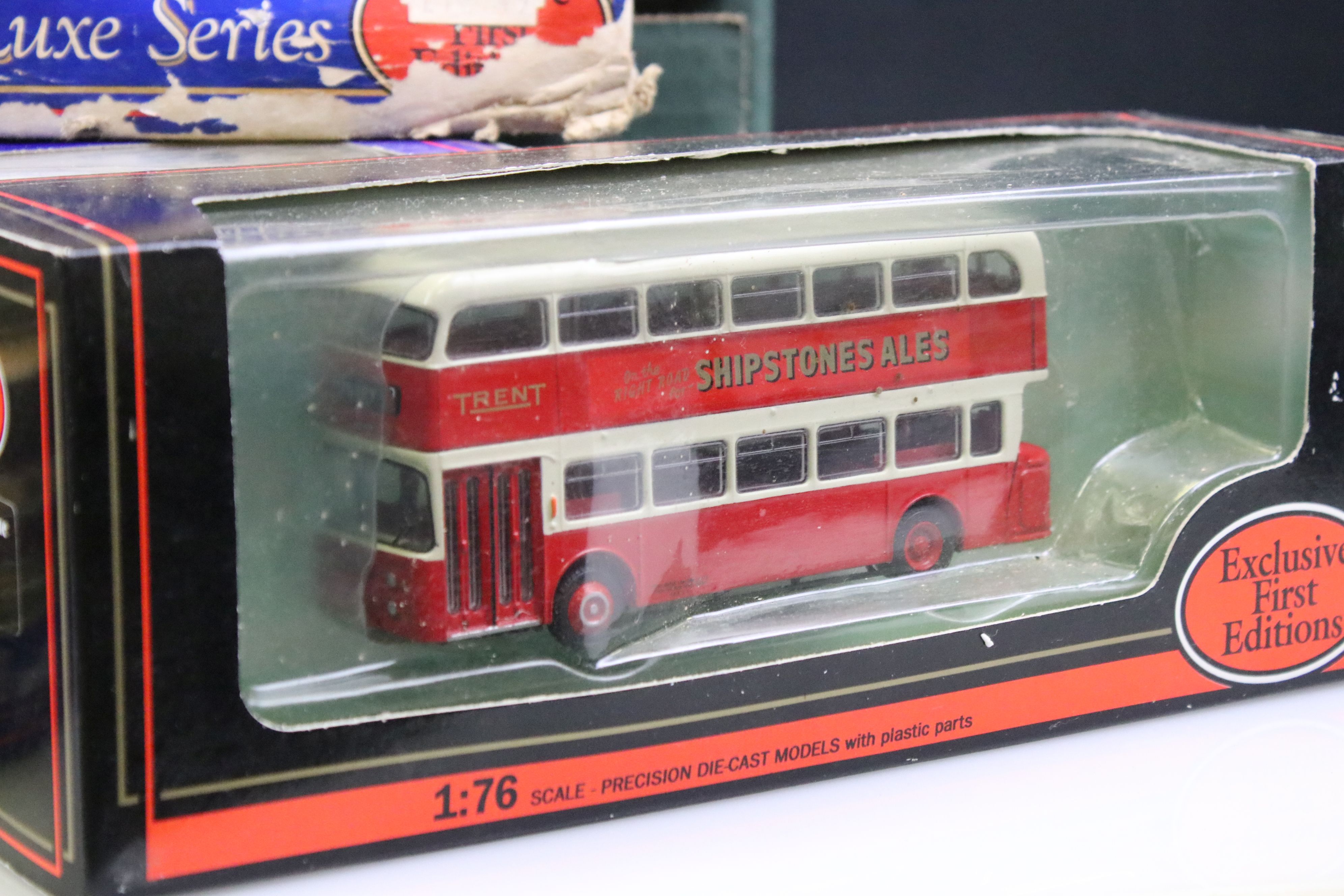 26 Boxed EFE Exclusive First Editions diecast model buses, 1:76 scale, featuring, 5 x De Luxe Series - Image 5 of 7