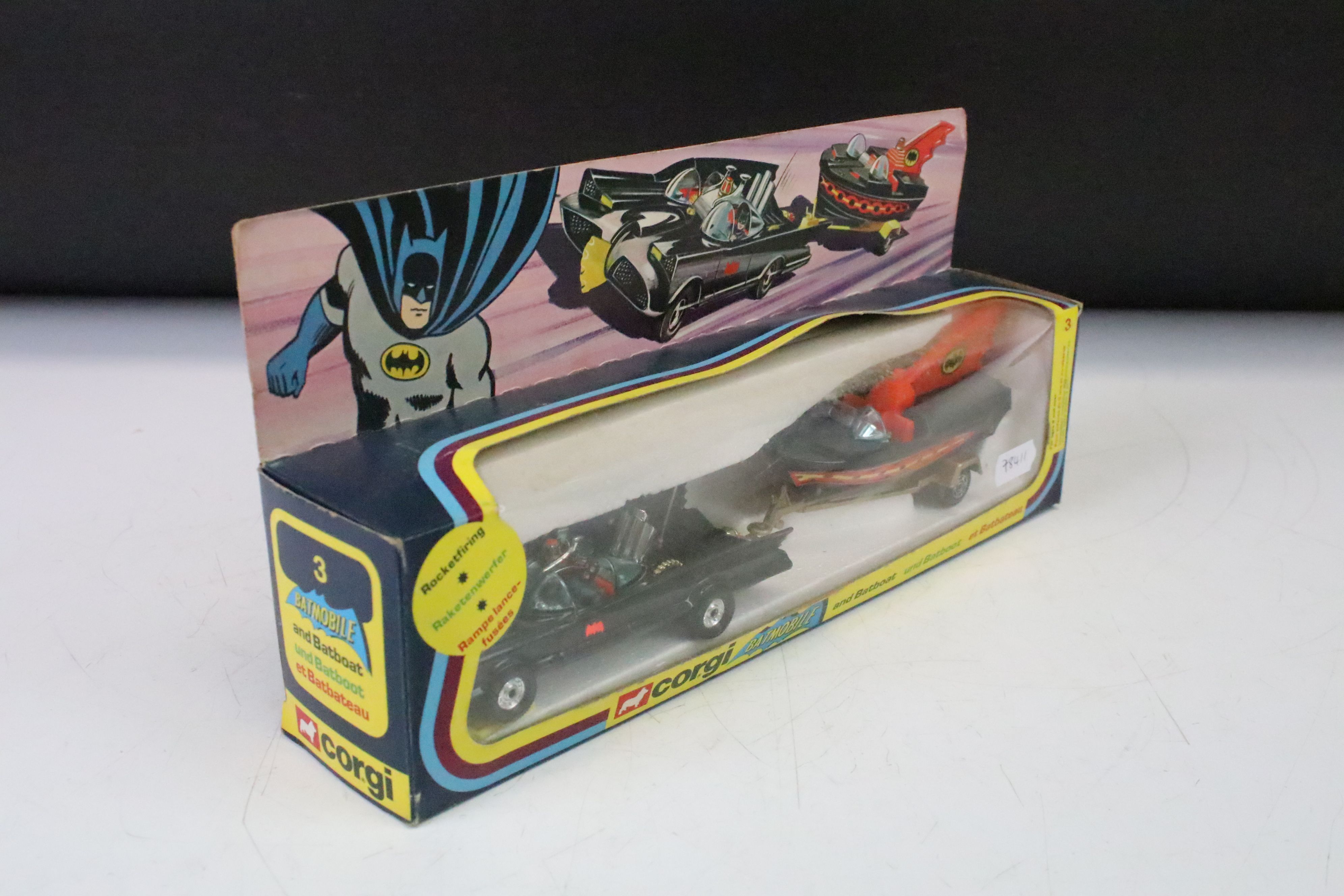 Boxed Corgi 3 Batmobile and Batboat diecast model set, complete with Batman & Robin figures, diecast - Image 2 of 5
