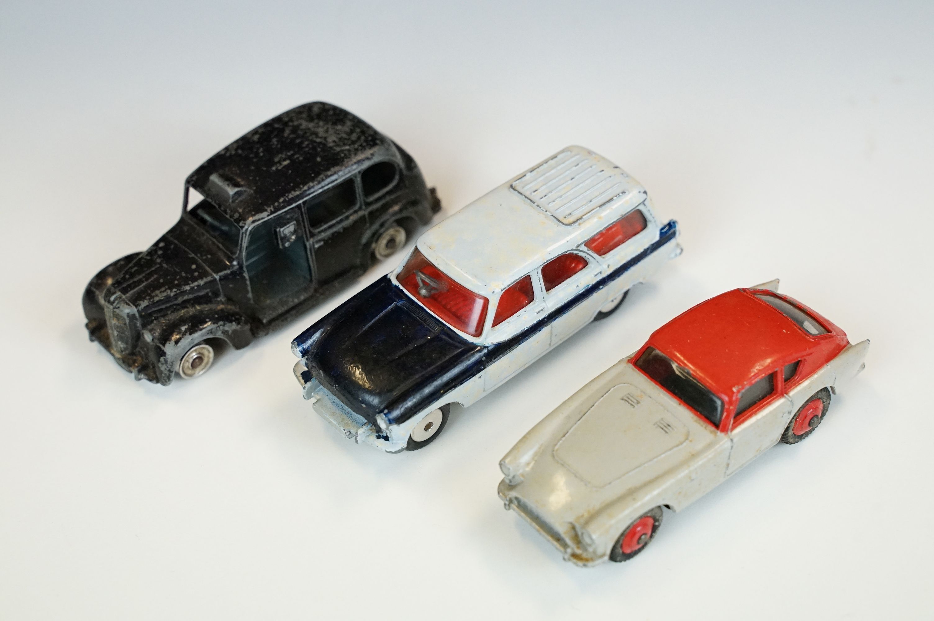 35 Mid 20th C play worn diecast models to include Dinky, Triang & Corgi examples, featuring Triang - Image 12 of 13
