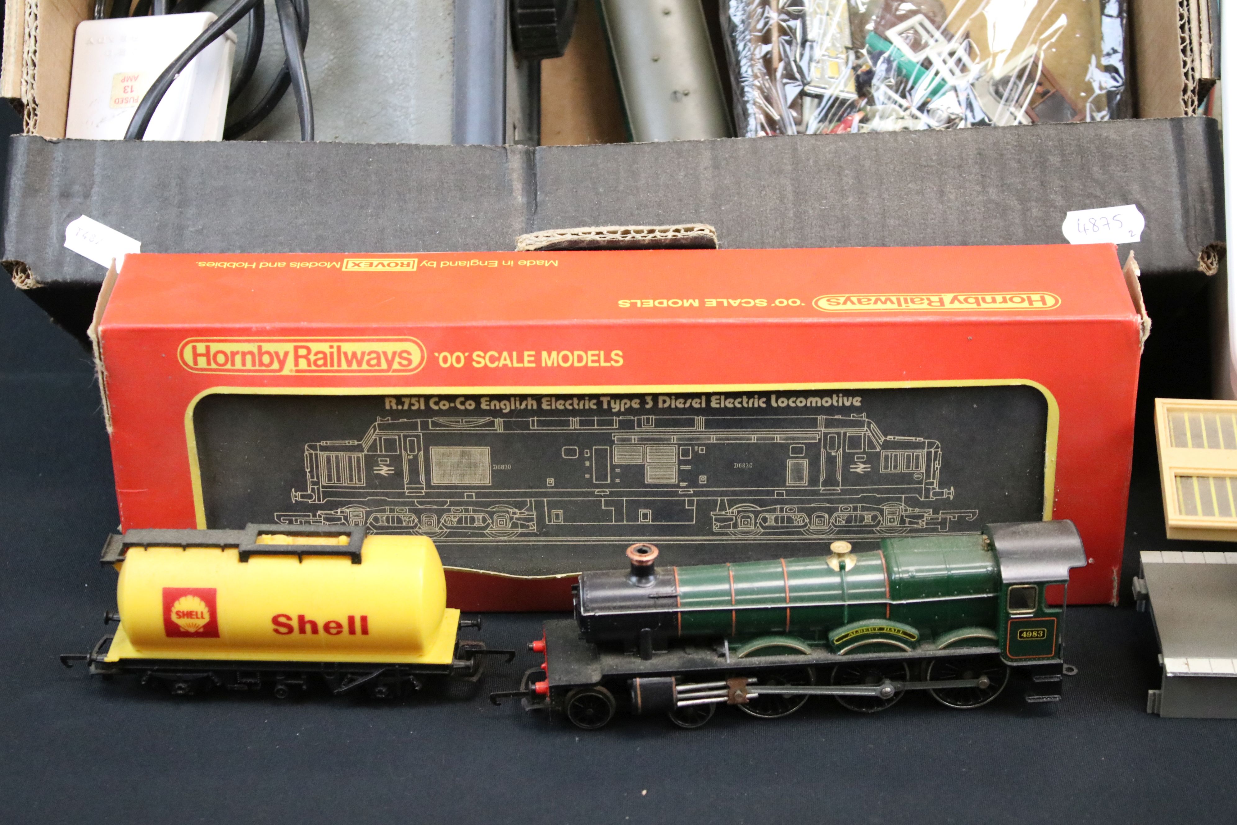 Quantity of OO gauge model railway to include boxed Hornby R751 Co Co Electric Type 3 Diesel - Image 4 of 7