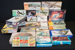 21 Boxed & unbuilt plastic aircraft model kits, mostly 1:48 to 1:72 scale, to include Frog, Merit,