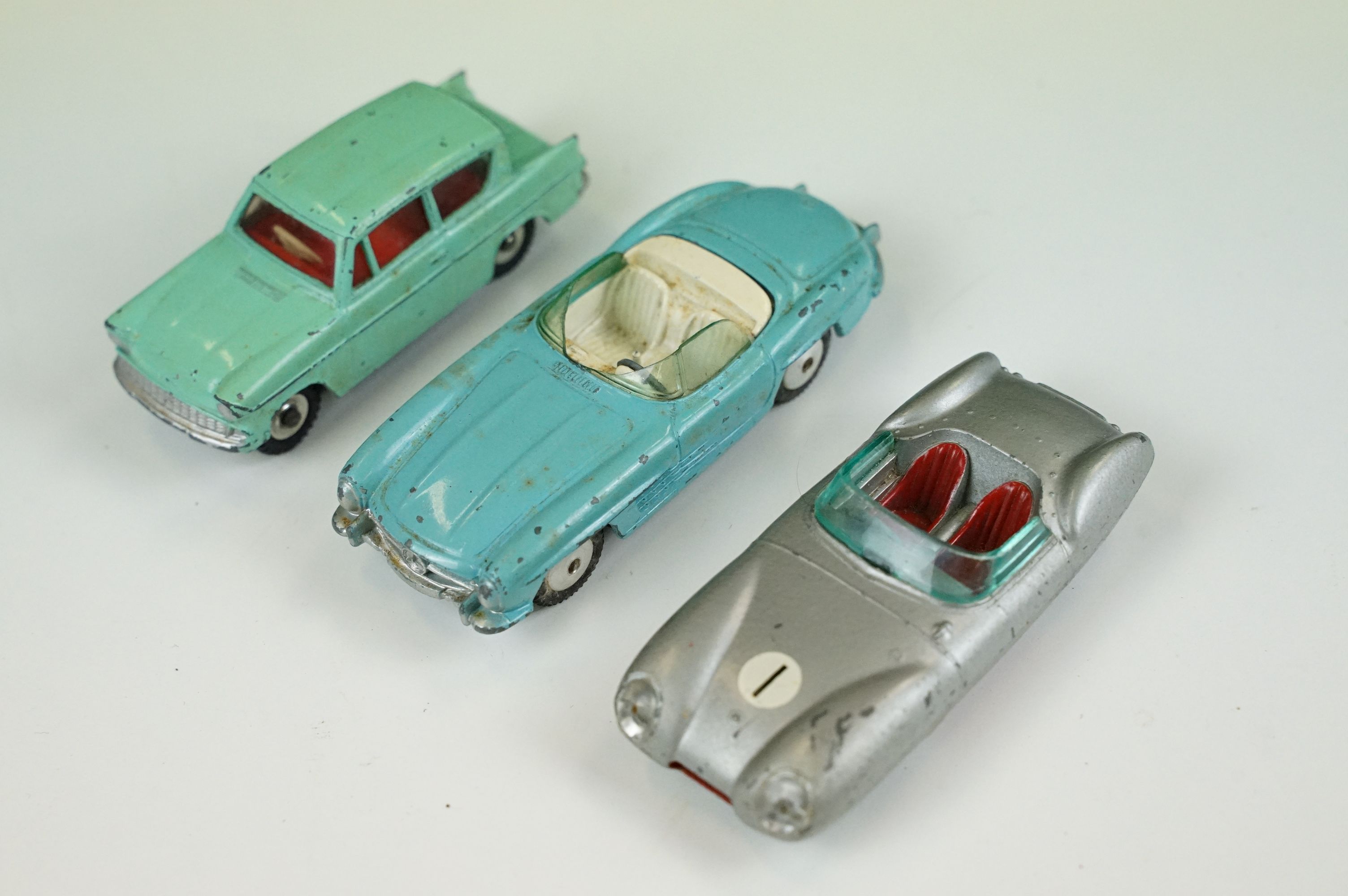 35 Mid 20th C play worn diecast models to include Dinky, Triang & Corgi examples, featuring Triang - Image 10 of 13