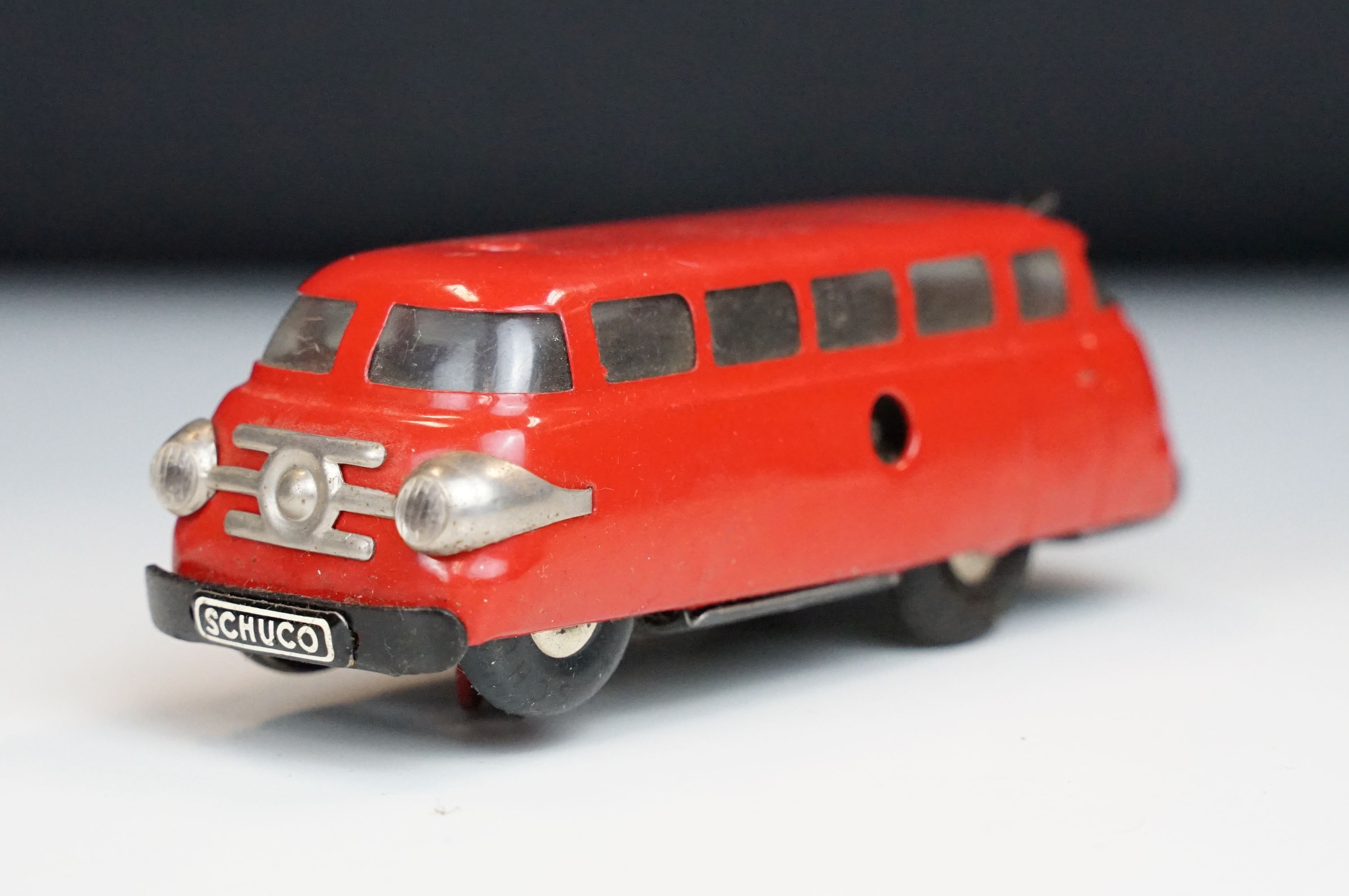 Three Schuco tin plate clockwork 3044 Varianto Bus models to include 2 x red and 1 x blue, no - Image 10 of 12