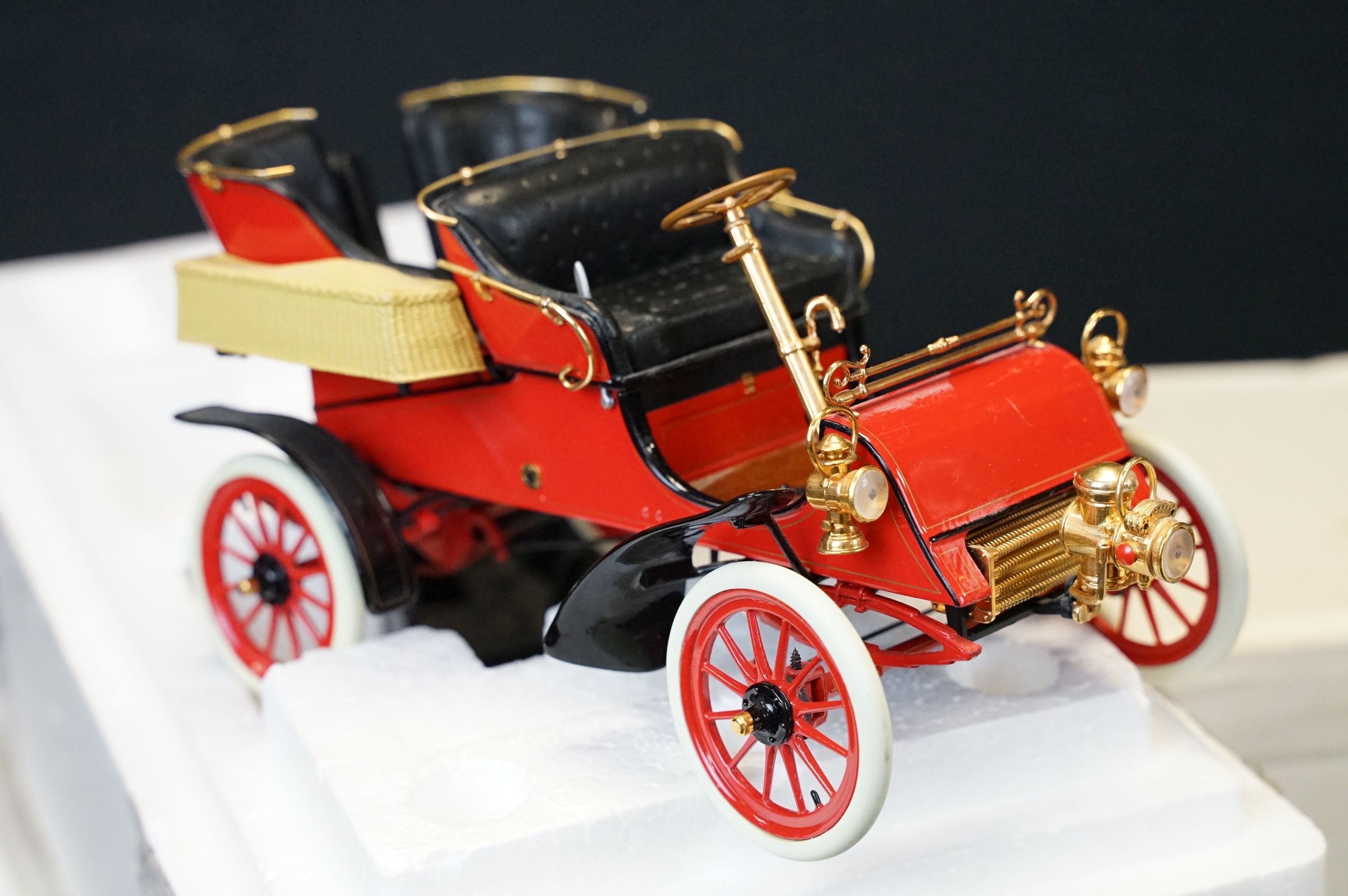 Four boxed Franklin Mint 1/24 diecast models to include 1948 MGTC, The 1903 Ford Model A, 1911 - Image 13 of 16