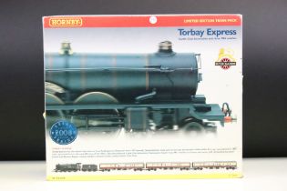 Boxed led end Hornby OO gauge R2090 Torbay Express Train Pack complete with Castle Class locomotive,