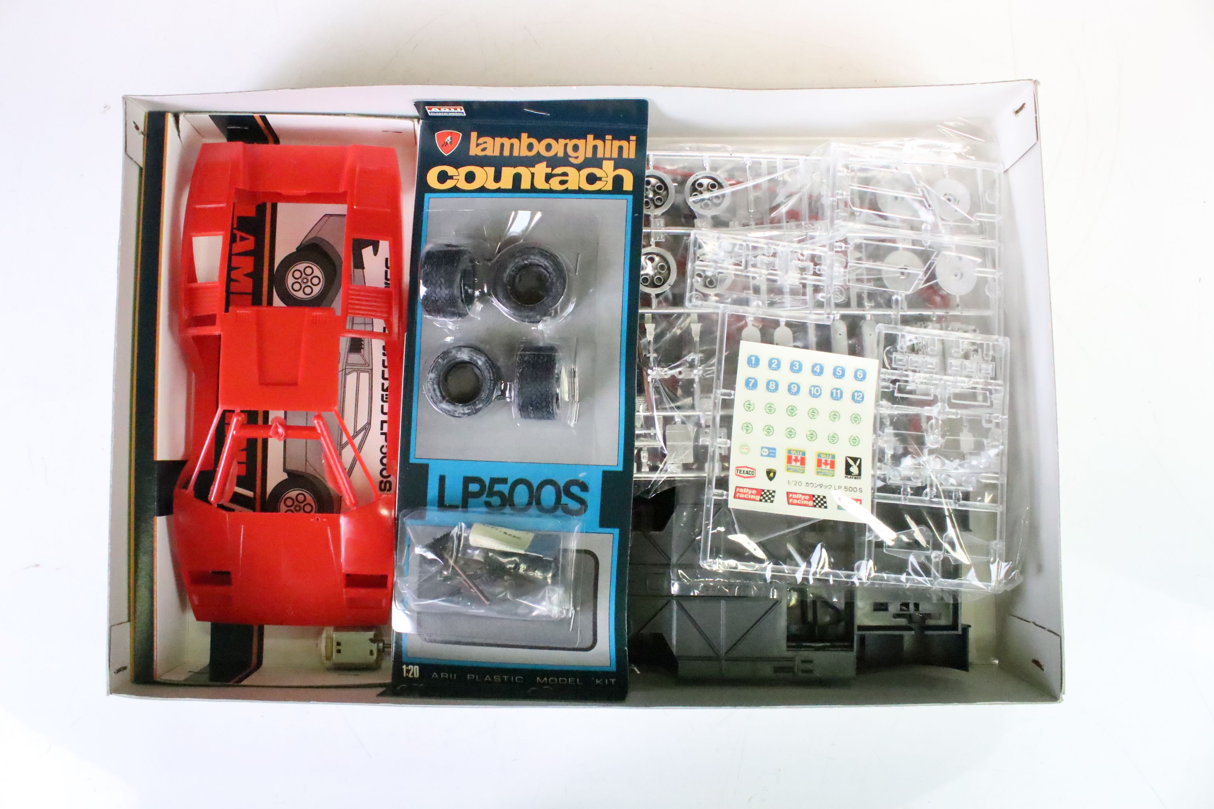 Four boxed ARII 1/20 plastic model car kits to include AR63A Countach Lamborghini LP500S, AR63B - Image 5 of 9