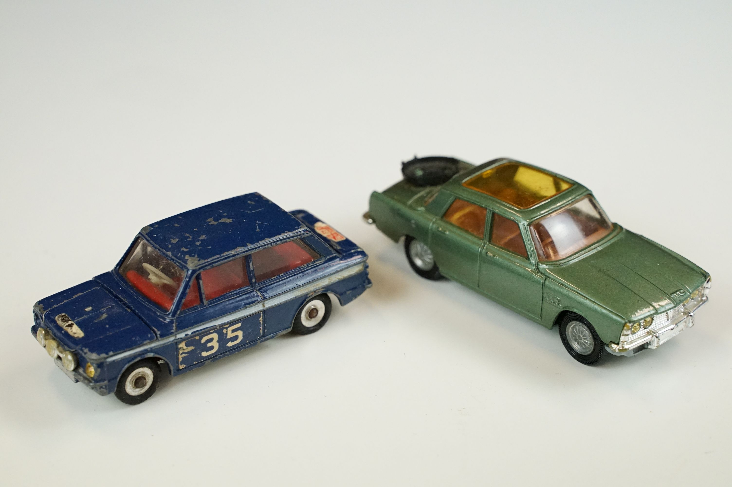 10 Mid 20th C play worn diecast models to include a boxed Dinky 581 Horse Box, Corgi Marlin - Image 5 of 16