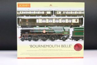 Boxed Hornby OO gauge R2300 Bournemouth Belle Train Pack, complete with BR 4-6-2 New Zealand Line