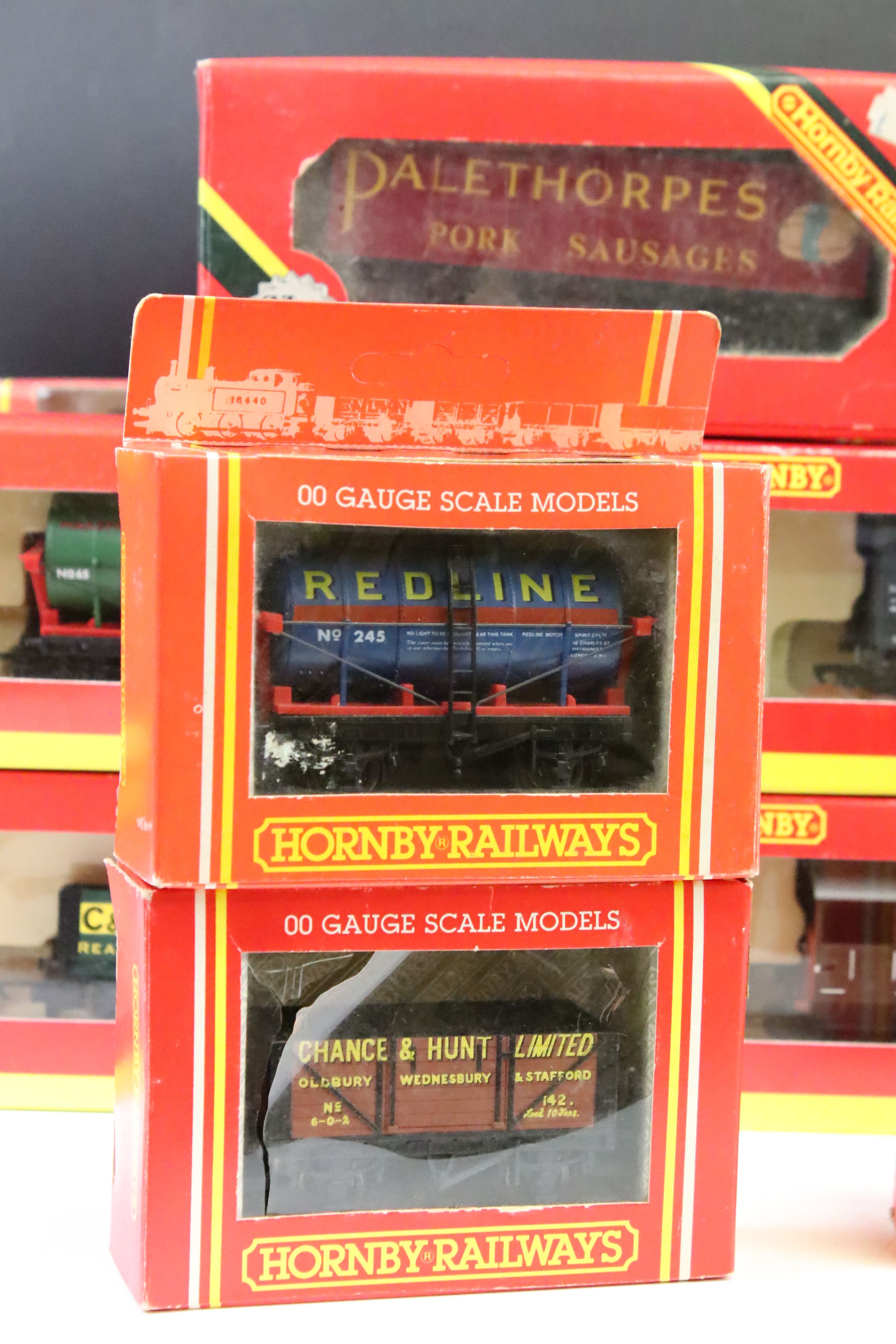 17 Boxed Hornby OO gauge items of rolling stock to include R4095 LMS 68ft Dining Car 235, R440 GWR - Image 2 of 7