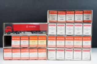 Ex Shop Stock - 30 Boxed Wiking plastic commercial models contained within 6 x white trade boxes,