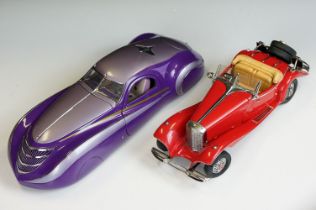 Two Franklin Mint Precision Models diecast models to include 1939 Duesenberg Coupe Simone in purple