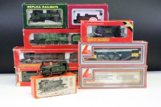 Nine boxed OO gauge locomotives to include 2 x Lima 33025 BR, Hornby Princess Elizabeth, Hornby