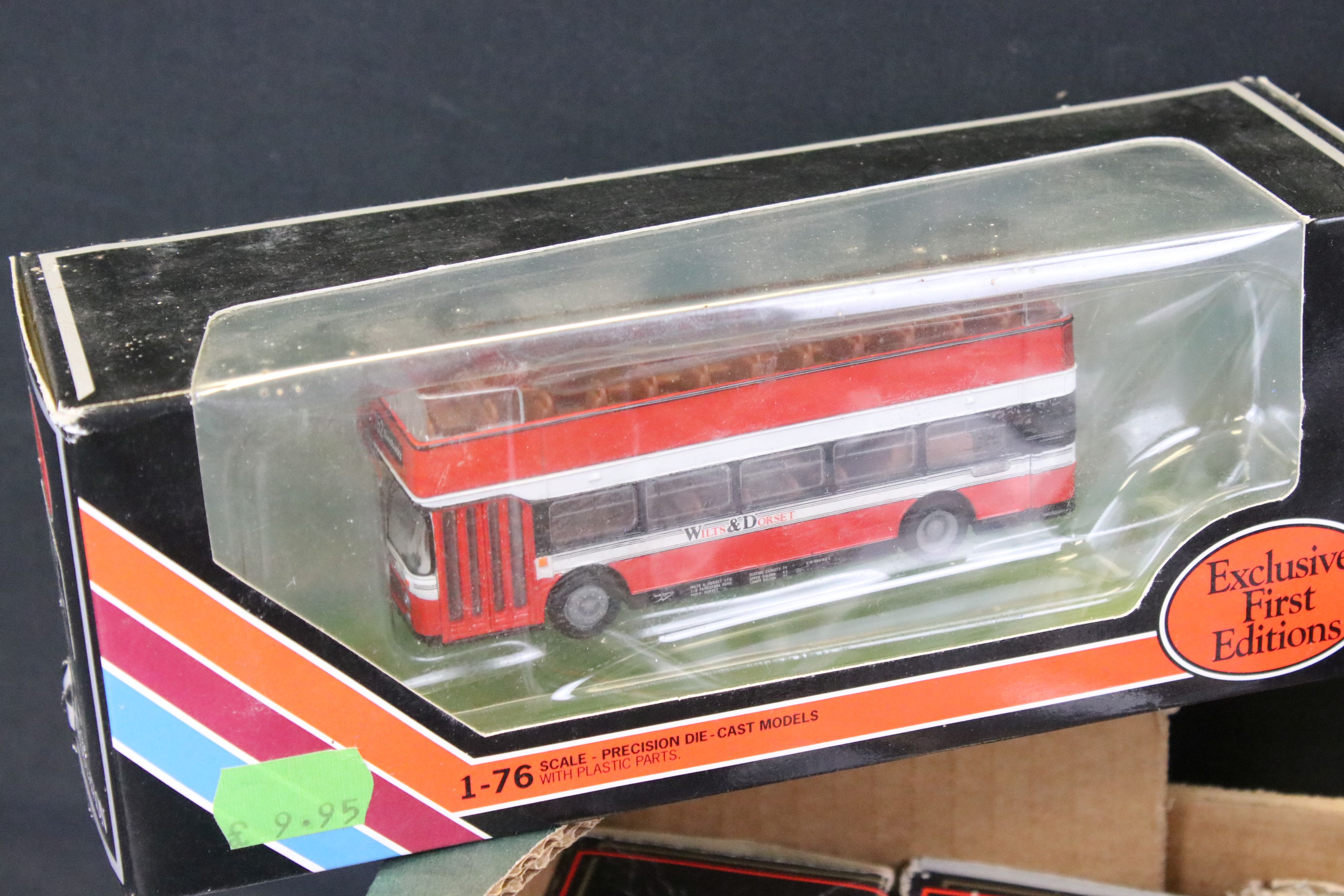 26 Boxed EFE Exclusive First Editions diecast model buses, 1:76 scale, featuring, 5 x De Luxe Series - Image 6 of 7