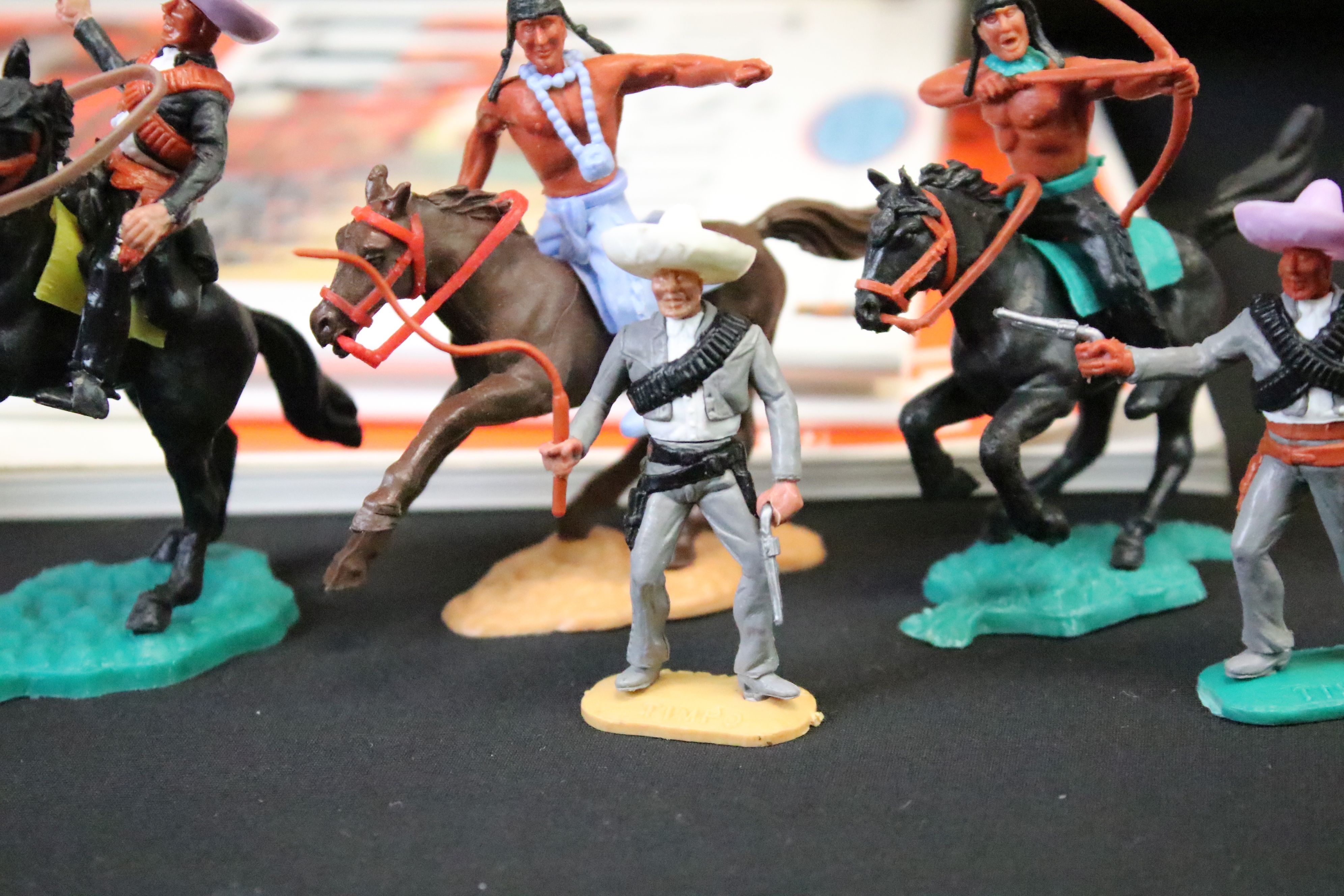 Large collection of Timpo Toys plastic figures, mainly Wild West & Mexican examples, to include - Image 3 of 12
